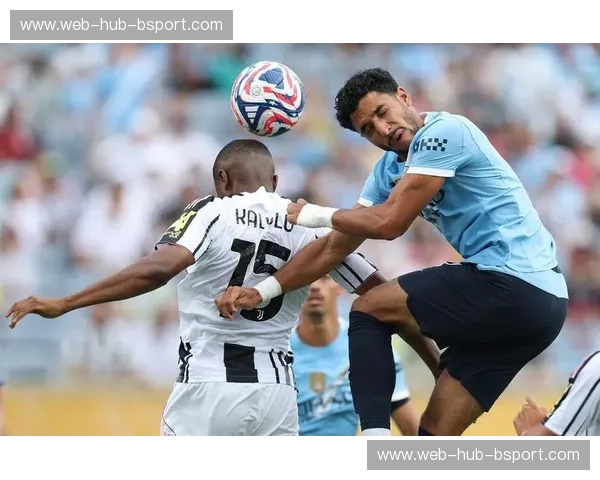 钢铁碰撞，王者之战：尤文图斯与曼城，一段恩怨情仇的绿茵史诗